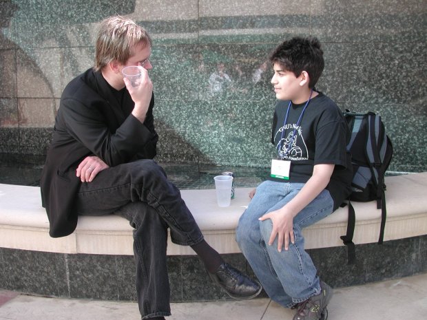 Lawrence Lessig e Aron Swartz (photo via Wikipedia creative commons)