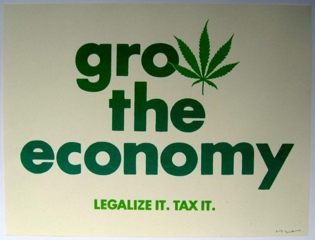 Un cartello ad una manifestazione pro-legalizzazione negli Stati Uniti (photo via @smokazon)